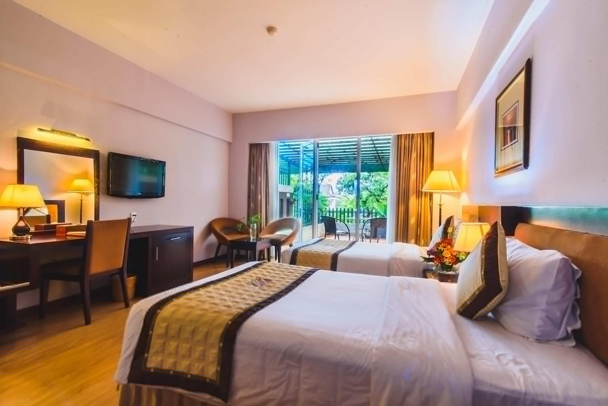 Mondial Hotel הואה מראה חיצוני תמונה